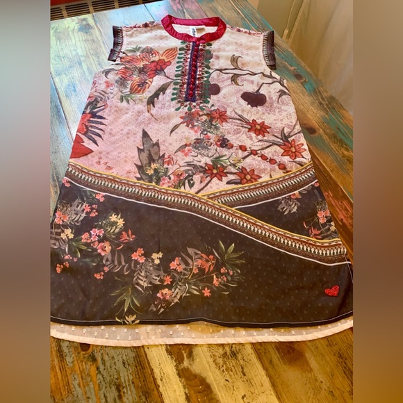 DESIGUAL TUNIC (M-L) - Picture 1 of 7